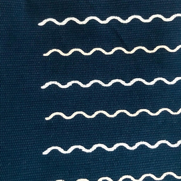 Territory Table Runner - Picture 6 of 7